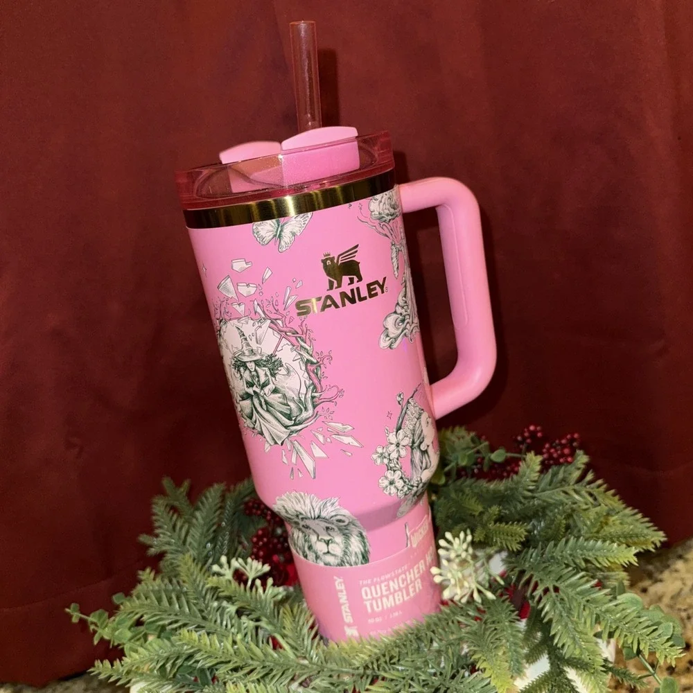 New Stanley x Wicked  For Good 40oz FlowState Quencher Tumbler Ozian‎ Reprise - Picture 2 of 7